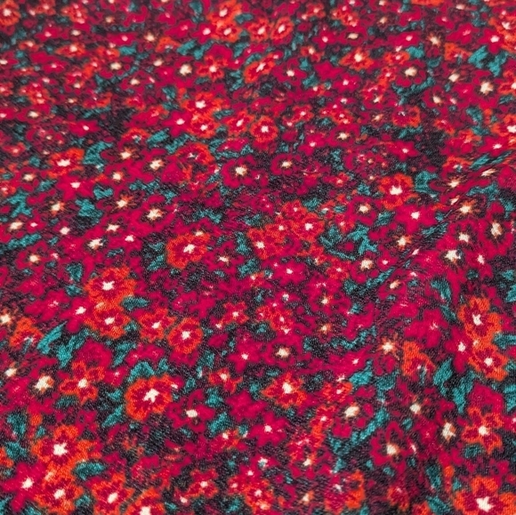 🌹LuLaRoe Cassie Skirt – Bloomin' Boss Babe in XL!🌺 - Picture 2 of 3